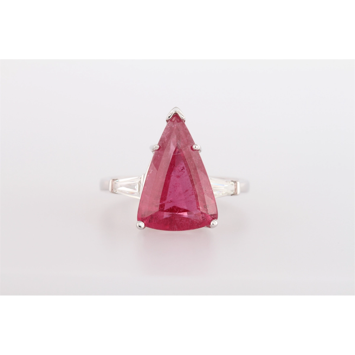 18K White Gold Three Stone Ring with Pink Tourmaline and Trapezoid Diamond Sides