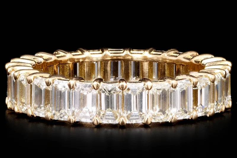 18K Yellow Gold 3.98 Carat Emerald Cut Diamond Eternity Band