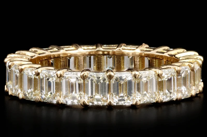 New 18K Yellow Gold 4.74 Carat Emerald Cut Diamond Eternity Band