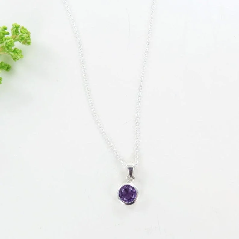 6.5mm Bezel Set Round Amethyst Pendant