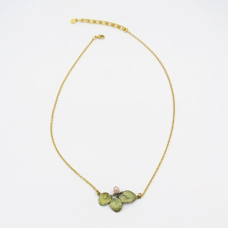 WATER LILY DAINTY PENDANT