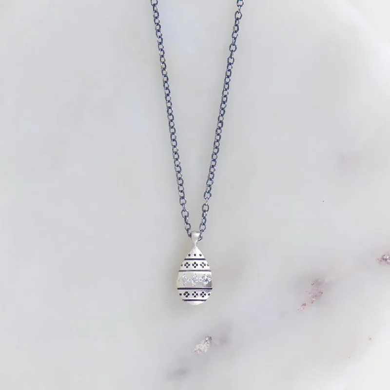 NOMAD DIAMOND DROP PENDANT